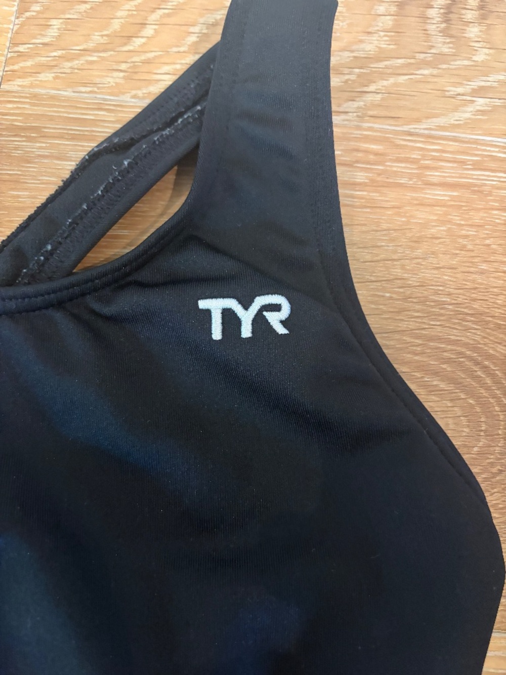 Womens TYR and Nike one piece swimsuits - Picture 6 of 8